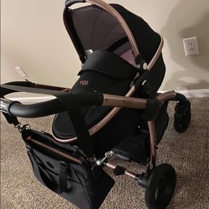 Dimond black egg stroller
